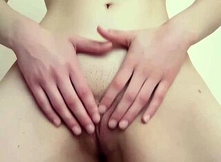 Russian teen's hairy masturbation session